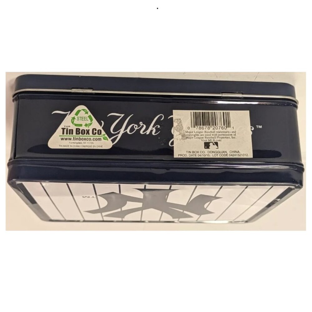 New York Yankees Metal Tin Lunch Box Storage Case MLB Collectible - Picture 3 of 3